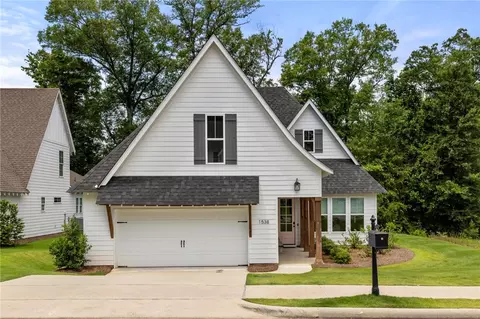 1538 Dartmouth Dr, Auburn, AL 36830