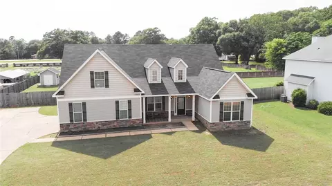 87 Seminole Trl, Fort Mitchell, AL 36856
