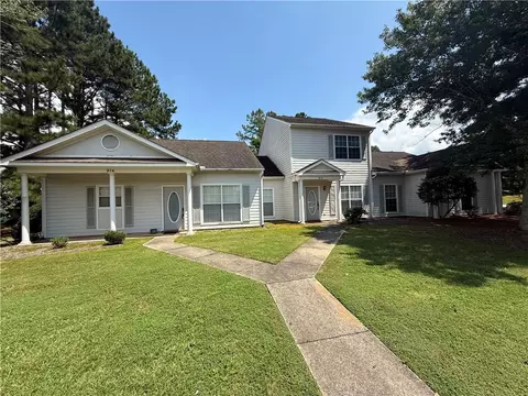 910-912 914 Harvard Pl, Auburn, AL 36830