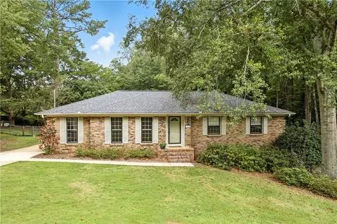 1324 Azalea Dr, Auburn, AL 36830