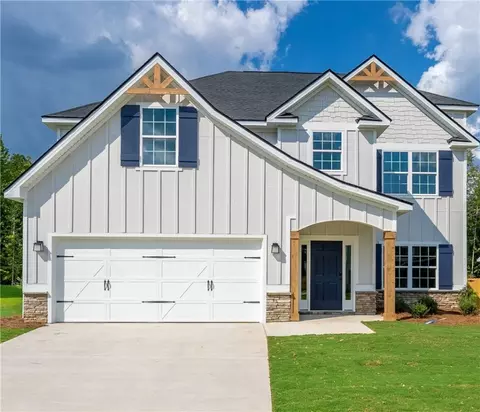 2258 Fuzzy Fls, Opelika, AL 36804