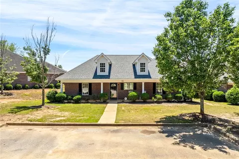 802 W Longleaf Dr #71, Auburn, AL 36832