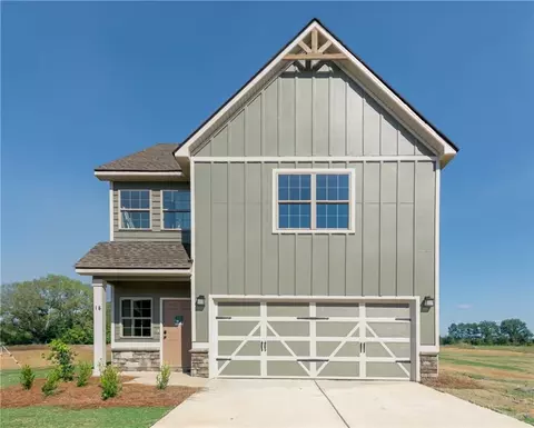18 Heartland Blvd, Fort Mitchell, AL 36856