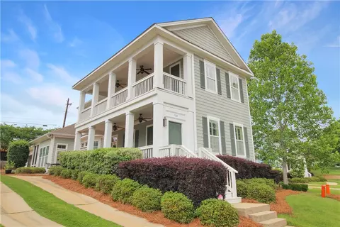 733 Queens Way, Auburn, AL 36830