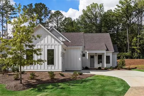 3458 Golden Eagle Ln, Opelika, AL 36801