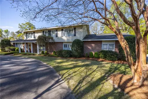 406 Saint Francis Rd, Eufaula, AL 36027