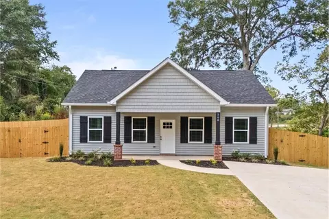 208 Byrd Ave, Opelika, AL 36801