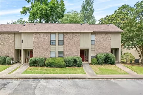 1041 Stonegate Dr #C, Auburn, AL 36830