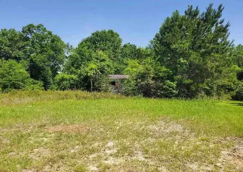 513 Whitlow St, Tuskegee, AL 36083
