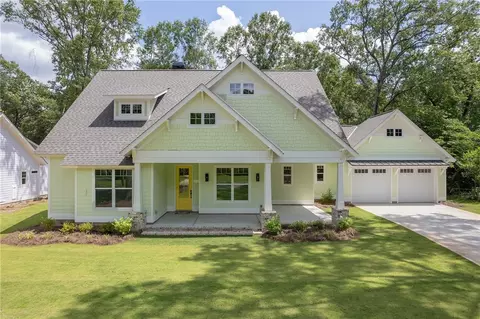 1605 43rd St, Phenix City, AL 36867