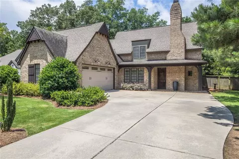 1150 Walden Ln, Auburn, AL 36830