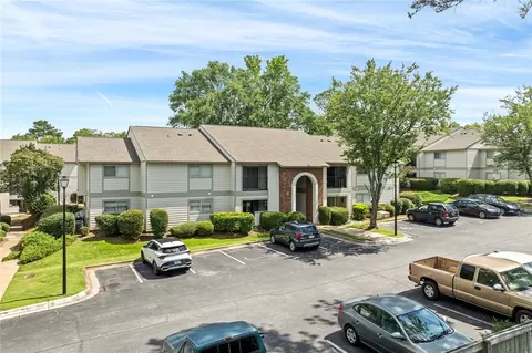 601 N Gay St #202, Auburn, AL 36830