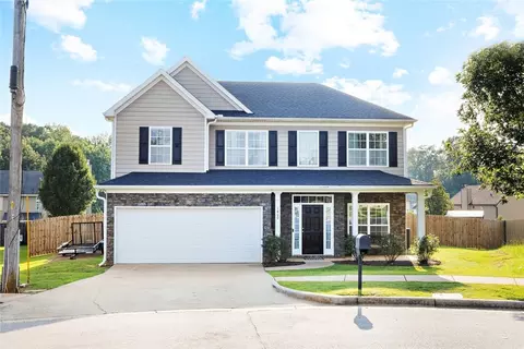 1800 Archer Ct, Opelika, AL 36804