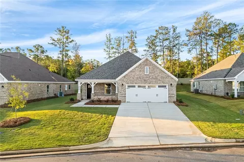 2453 Ridgecrest Dr, Auburn, AL 36832