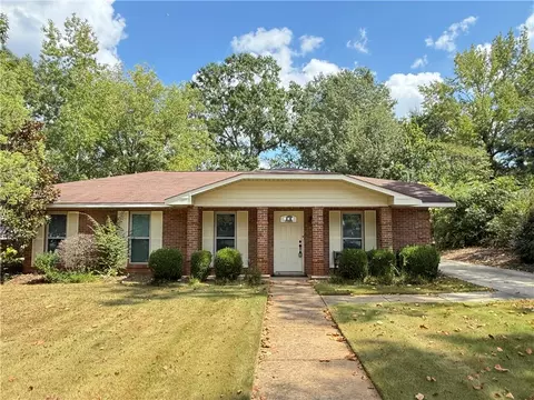 1128 Overwood Pl, Auburn, AL 36830