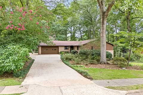 1219 Old Mill Rd, Auburn, AL 36830
