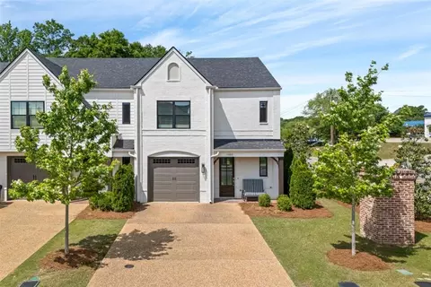 1300 Parker Pl, Auburn, AL 36832