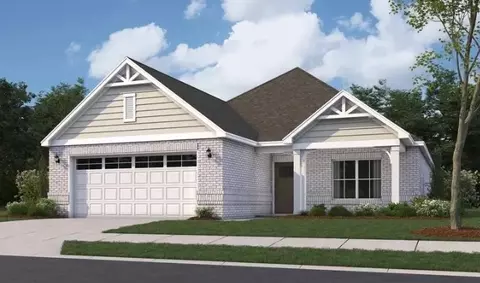 1984 Hidden Lakes Dr, Opelika, AL 36801