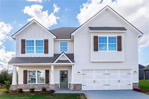 2930 Wyndham Village Dr, Opelika, AL 36804
