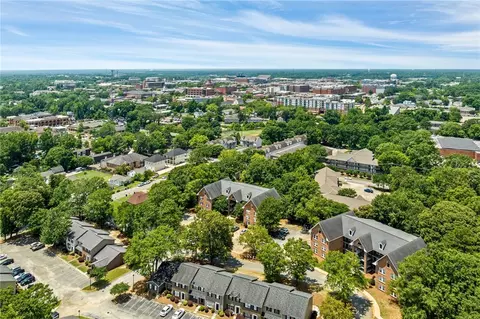 427 Harper Ave #16, Auburn, AL 36830