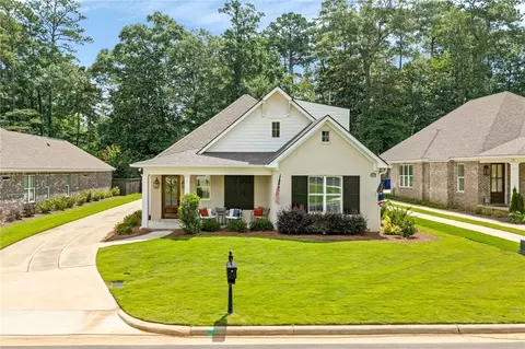 554 Arbor Dr, Auburn, AL 36830