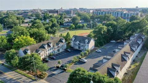 303 N Ross St #215, Auburn, AL 36830
