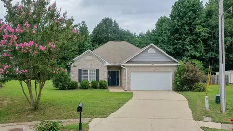 1900 Arbor Ln, Opelika, AL 36804