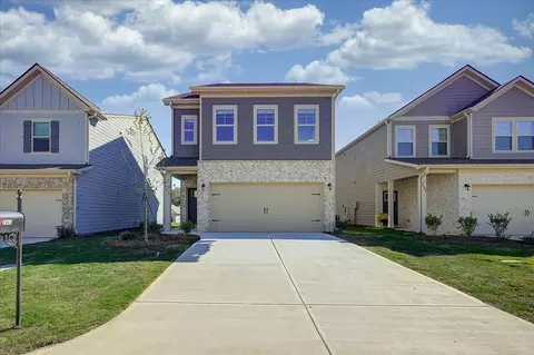 2643 Stokes Dr, Opelika, AL 36804