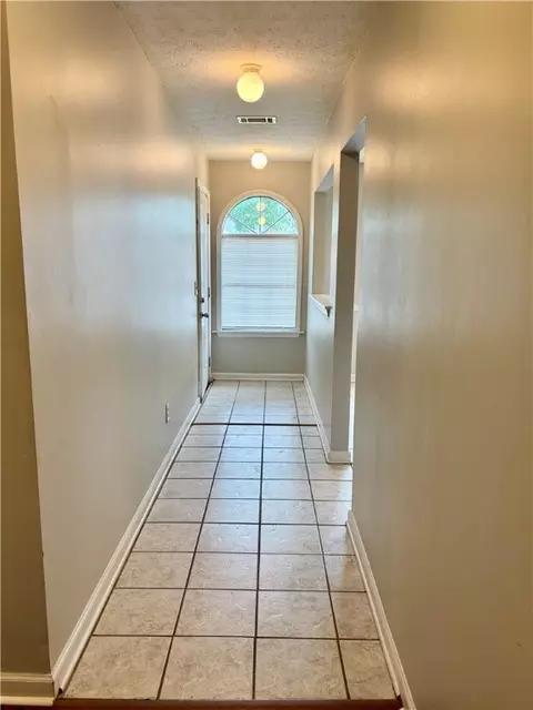Entry Way - 1982 Woodview Ct, Auburn, AL 36832 photo 1 of 1