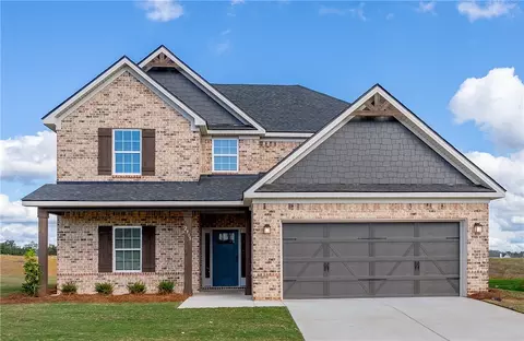 2915 Wyndham Village Dr, Opelika, AL 36804