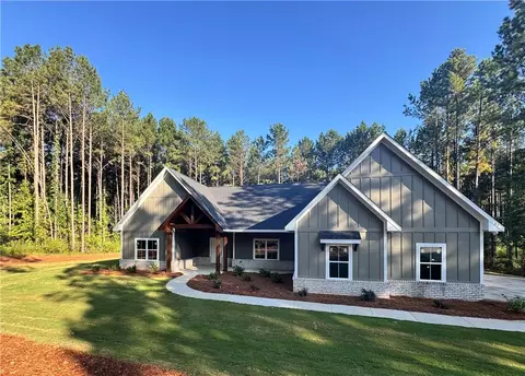 83 Lee Road 334, Salem, AL 36874