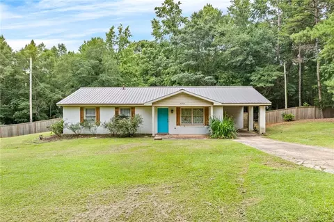 4206 Oak Bowery Rd, Opelika, AL 36801