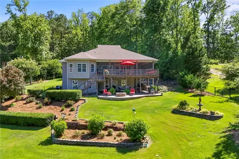 314 Daine Dr, Jacksons Gap, AL 36861