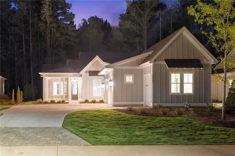 3465 Golden Eagle Ln, Opelika, AL 36801