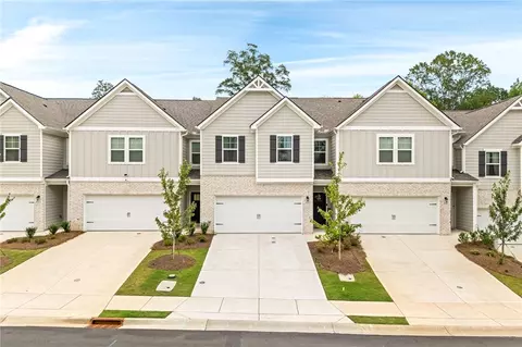 3335 Alana Ct, Opelika, AL 36804