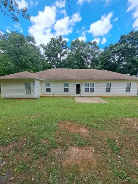 1055 County Road 174, Opelika, AL 36801