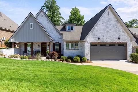 1687 Yarbrough Farms Blvd, Auburn, AL 36830
