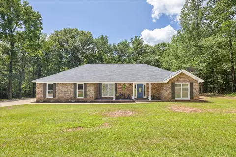 889 Lee Road 424, Salem, AL 36874