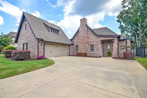 2639 Mimms Ln, Auburn, AL 36832