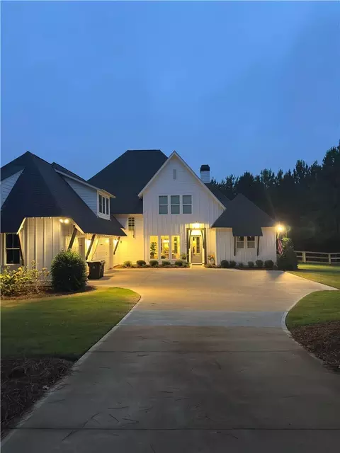 2865 Pear Tree Rd, Auburn, AL 36830
