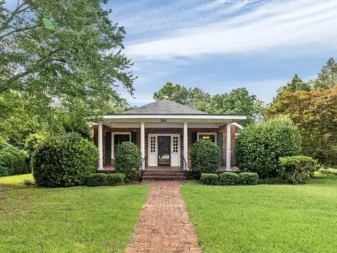 700 7th Ave, Opelika, AL 36801
