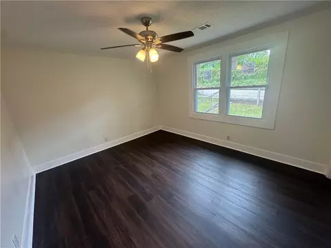 24 Lower St, Valley, AL 36854 photo 15