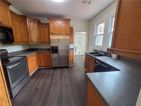 24 Lower St, Valley, AL 36854 photo 10