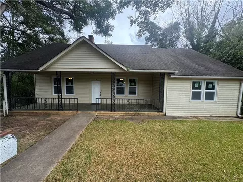 24 Lower St, Valley, AL 36854