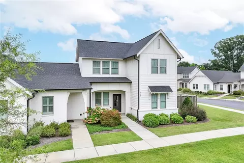 593 Grey Oak Cir, Auburn, AL 36830