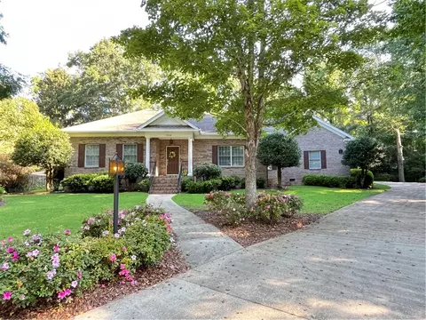 1322 Huntington Ct, Auburn, AL 36830