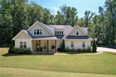 1357 Tal Heim St, Auburn, AL 36832