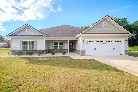 131 Lee Road 2229, Opelika, AL 36804