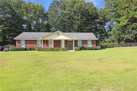 76 Lee Road 418, Opelika, AL 36804