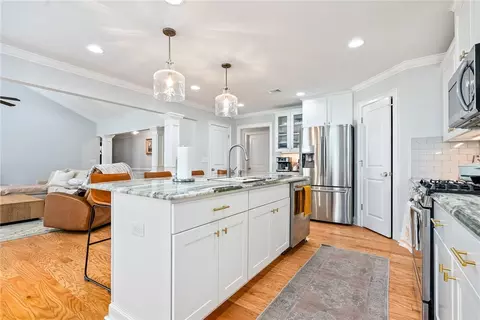 806 Aster Ln, Opelika, AL 36801